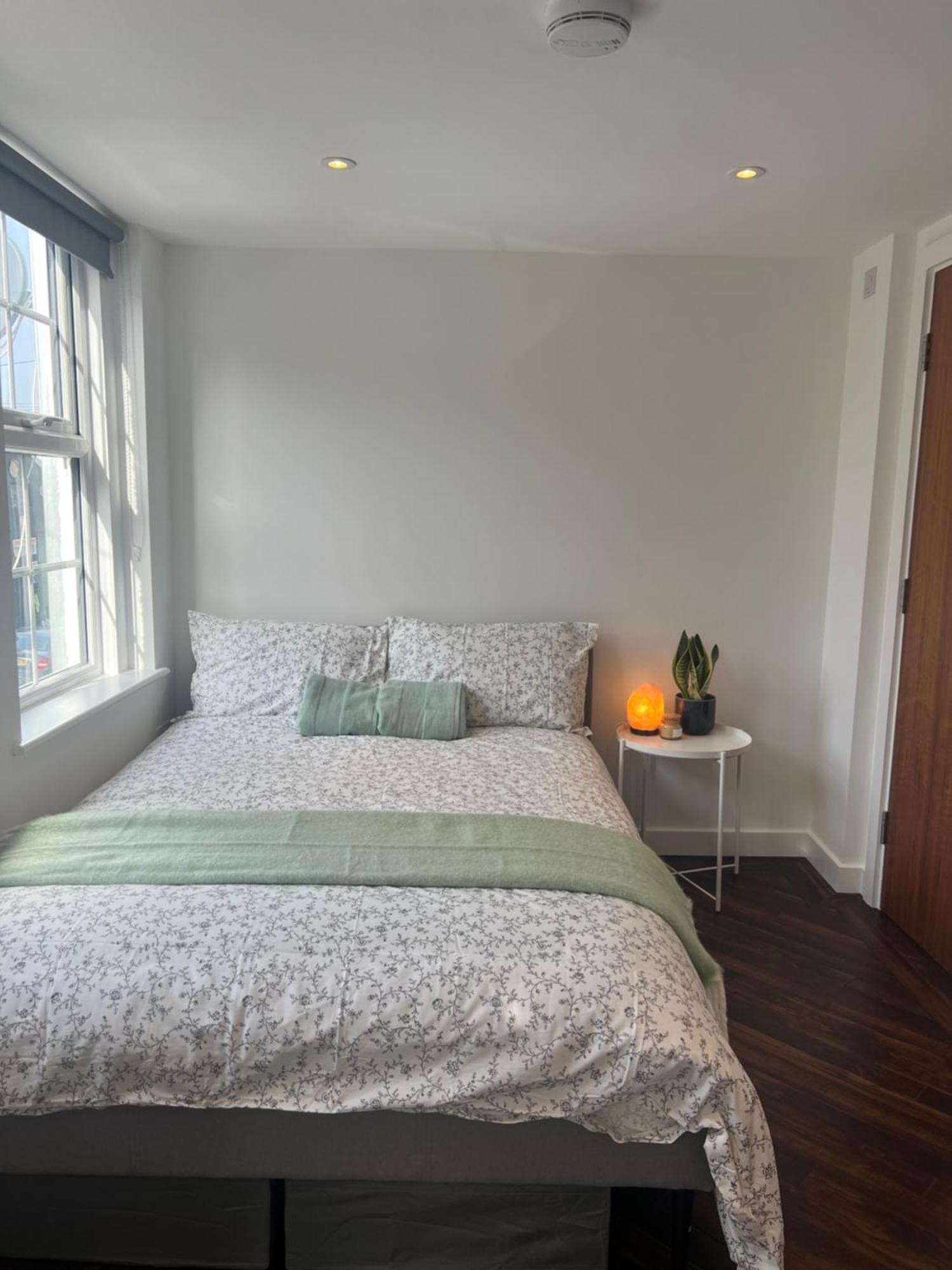 Spacious Battersea Rooms And Apartments لندن المظهر الخارجي الصورة