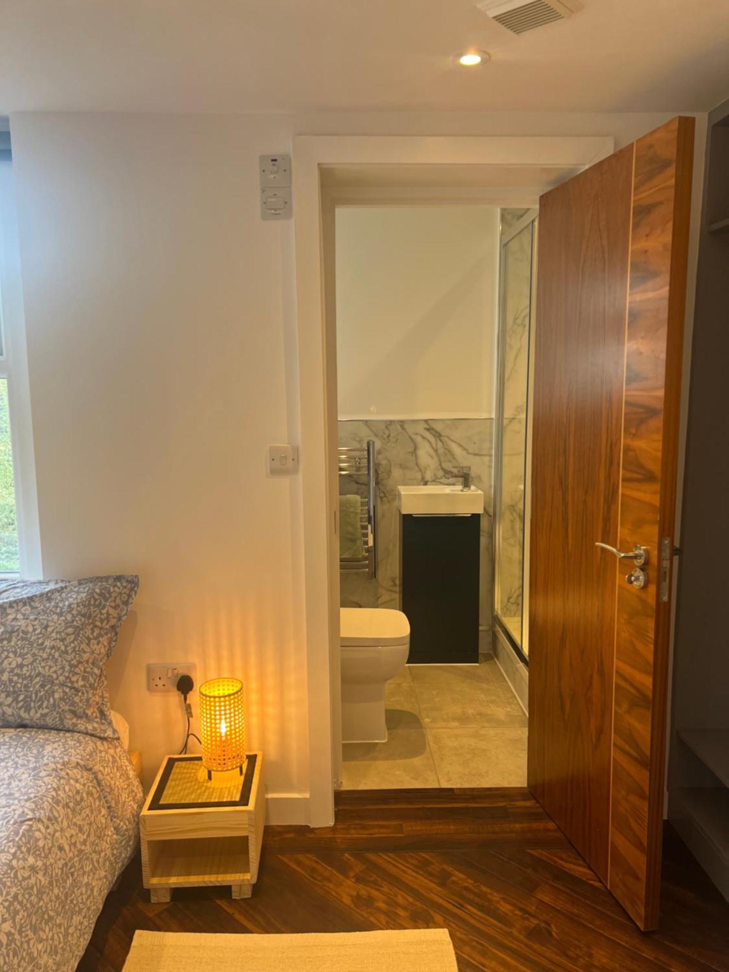 Spacious Battersea Rooms And Apartments لندن المظهر الخارجي الصورة