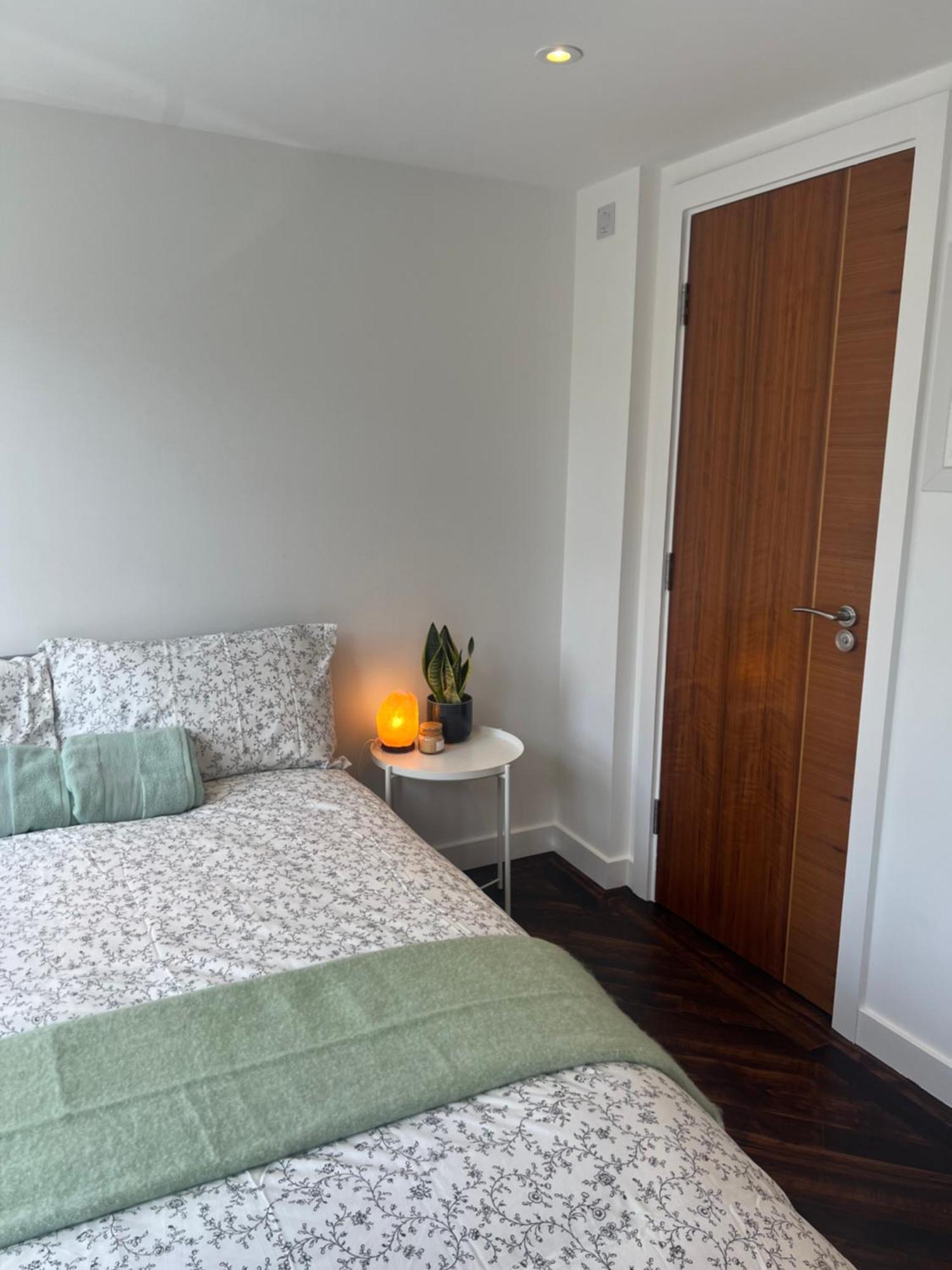 Spacious Battersea Rooms And Apartments لندن المظهر الخارجي الصورة