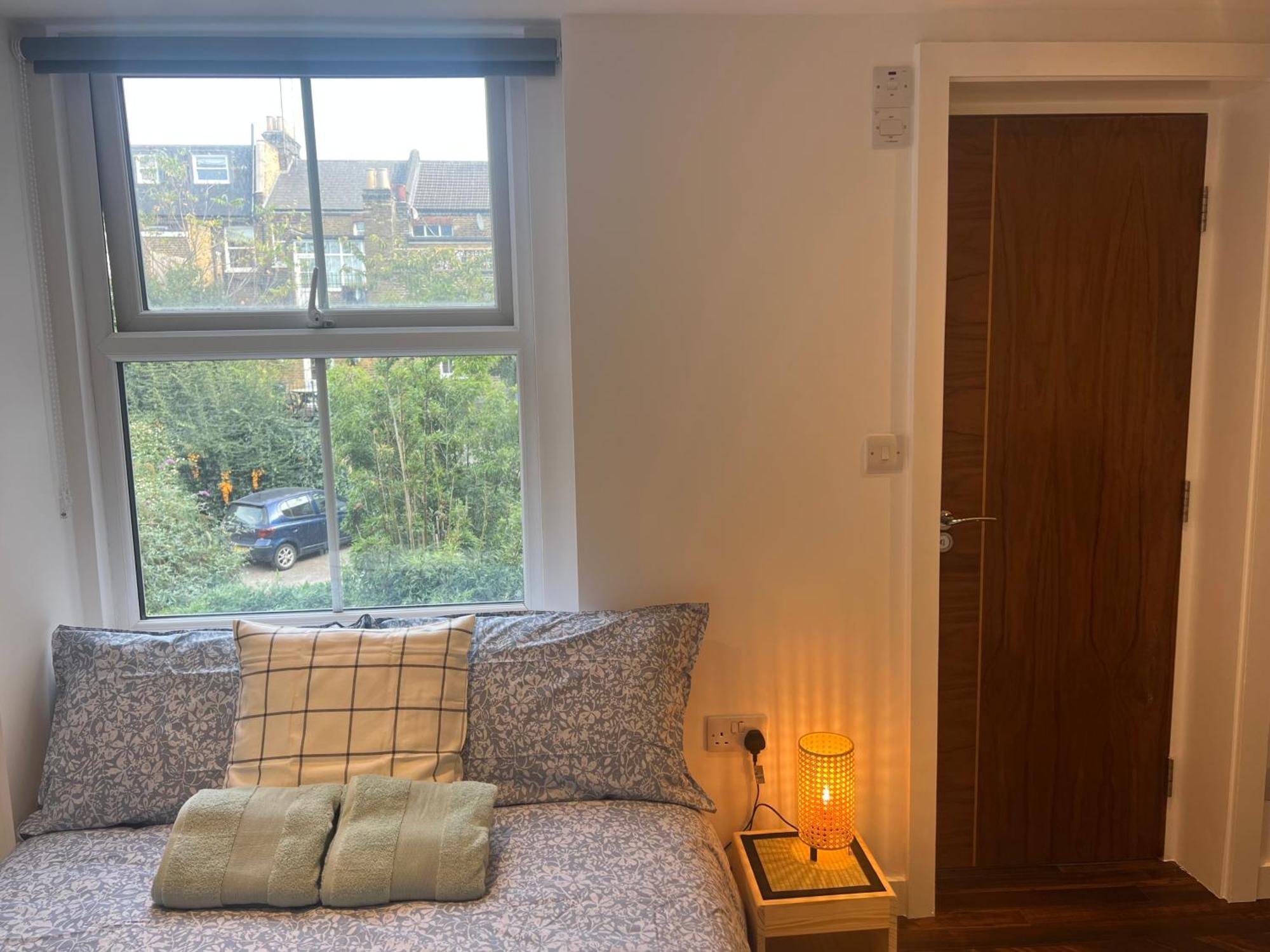 Spacious Battersea Rooms And Apartments لندن المظهر الخارجي الصورة
